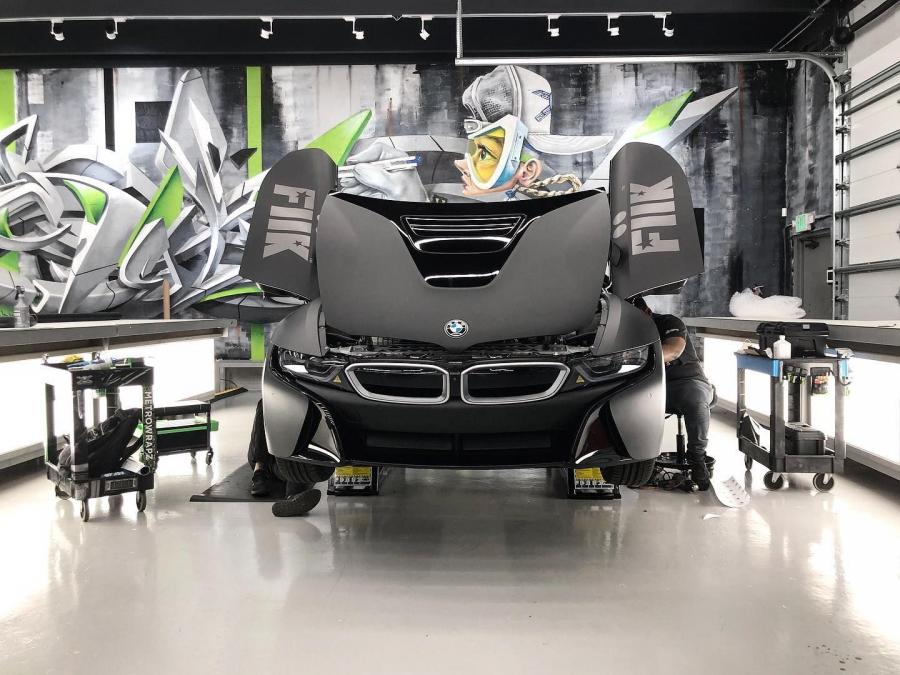 Детали создания BMW i8 FiiK by MetroWrapz 2019 года  (фото 8 из 9)